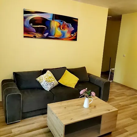 Family 3 Amadeus Lux Апартамент Слънчев бряг